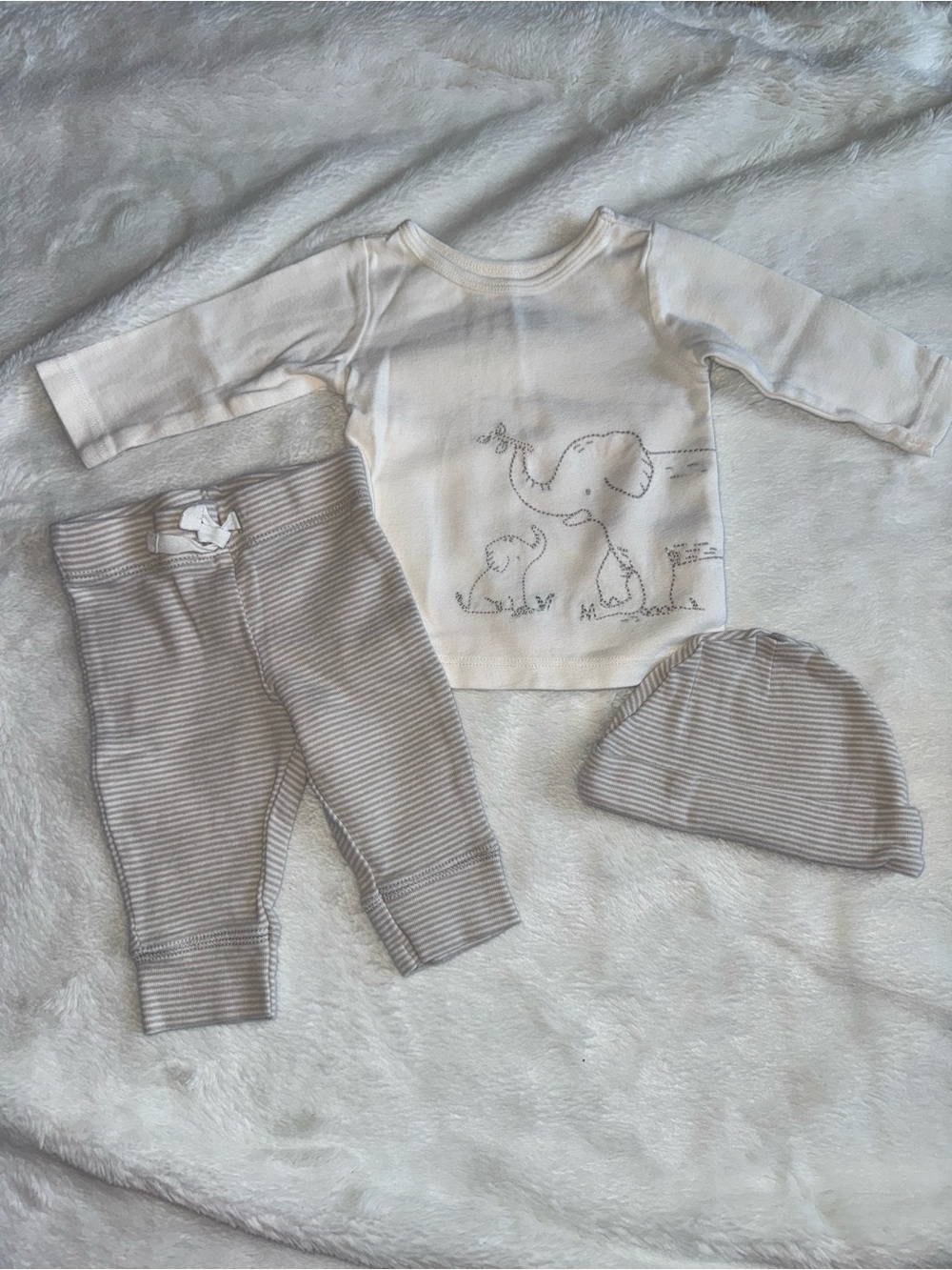 Carters Elephant 3 piece set